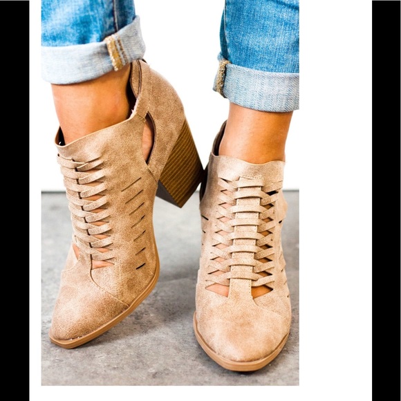 😍Restock❗️Woven Ankle Bootie Taupe - Picture 6 of 8