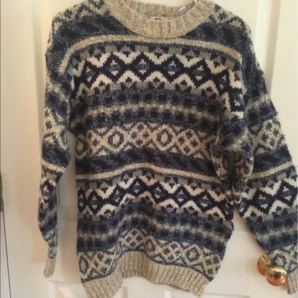 Comfy, warm, part wool sweater