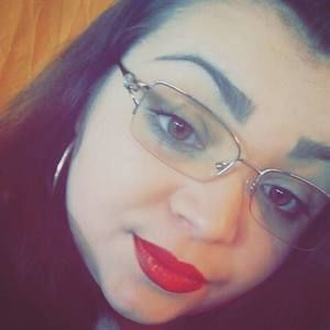 Meet your Posher, Cassandra