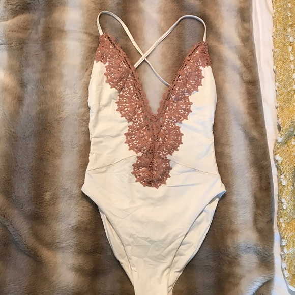 Blue Life 'Eclipse' Swimsuit in White Sands - Picture 3 of 4