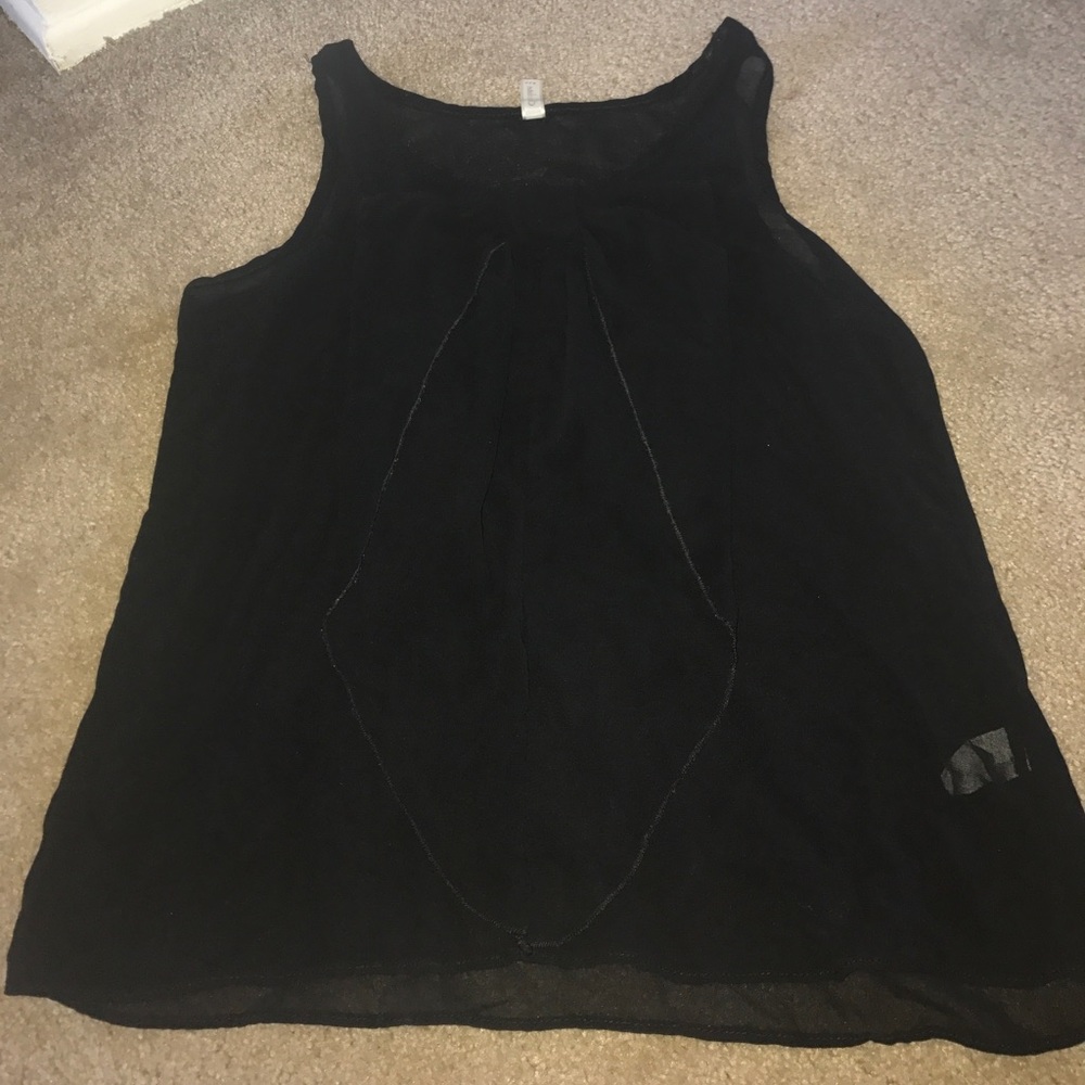 Black tank top with bow on front
