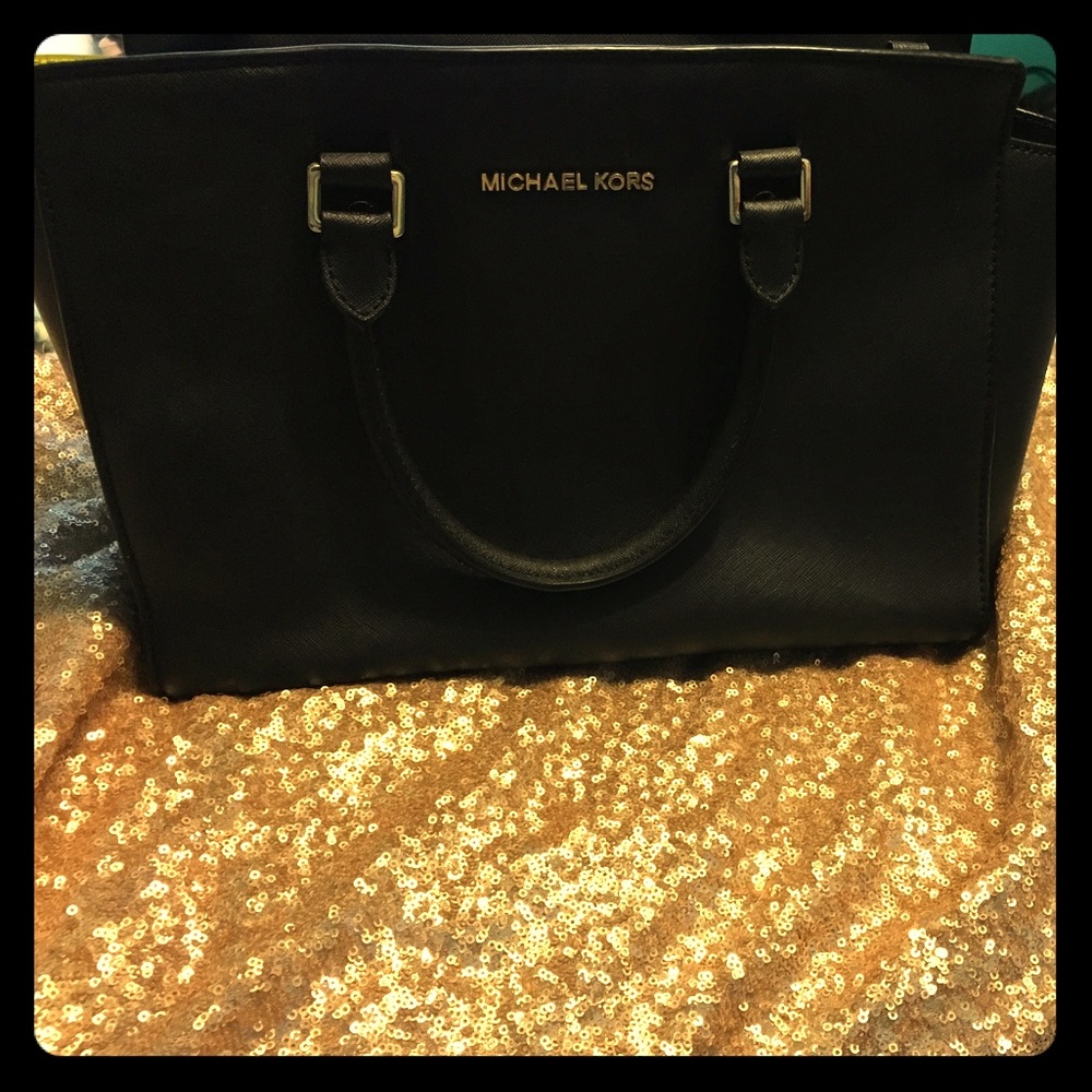 Michael Kors purse