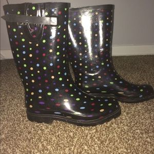 🌻Adorable Polka Dot Rain Boots🌻