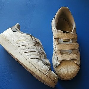 Adidas kids super star shoes