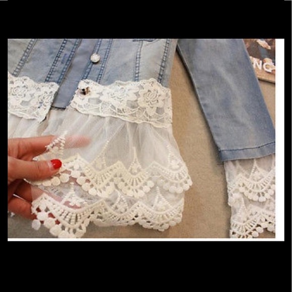 It's back! 💕💘🎉 Lace jean jacket - Picture 3 of 3