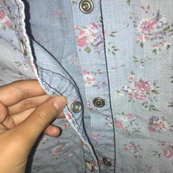 flowered button down flannel - Picture 5 of 5