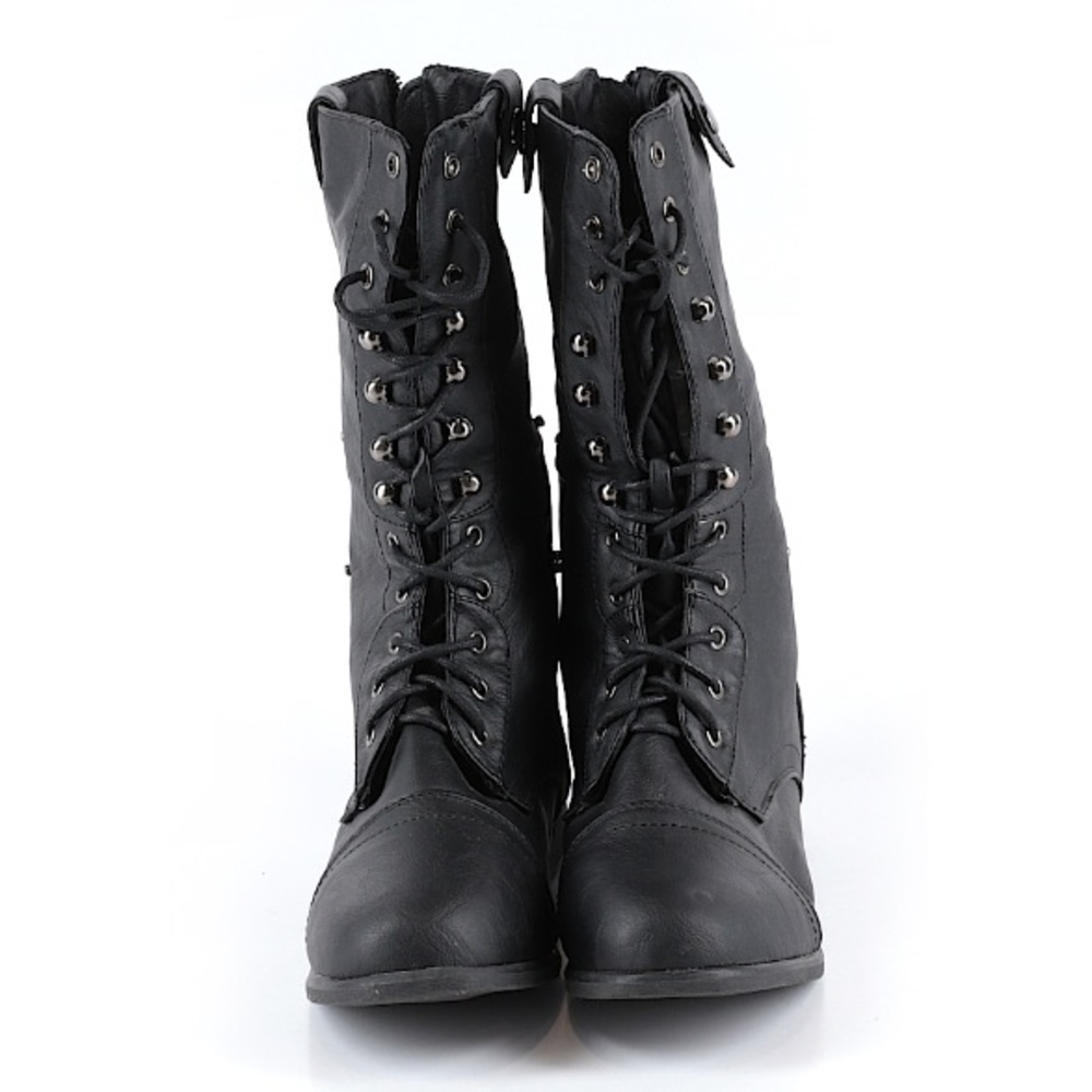 ✨PRICE DROP ✨ Black Lace-Up Combat Boots