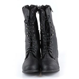 ✨PRICE DROP ✨ Black Lace-Up Combat Boots