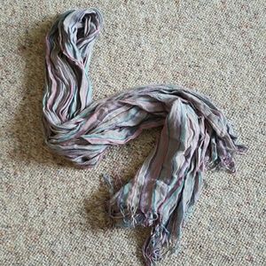 Gray striped scarf