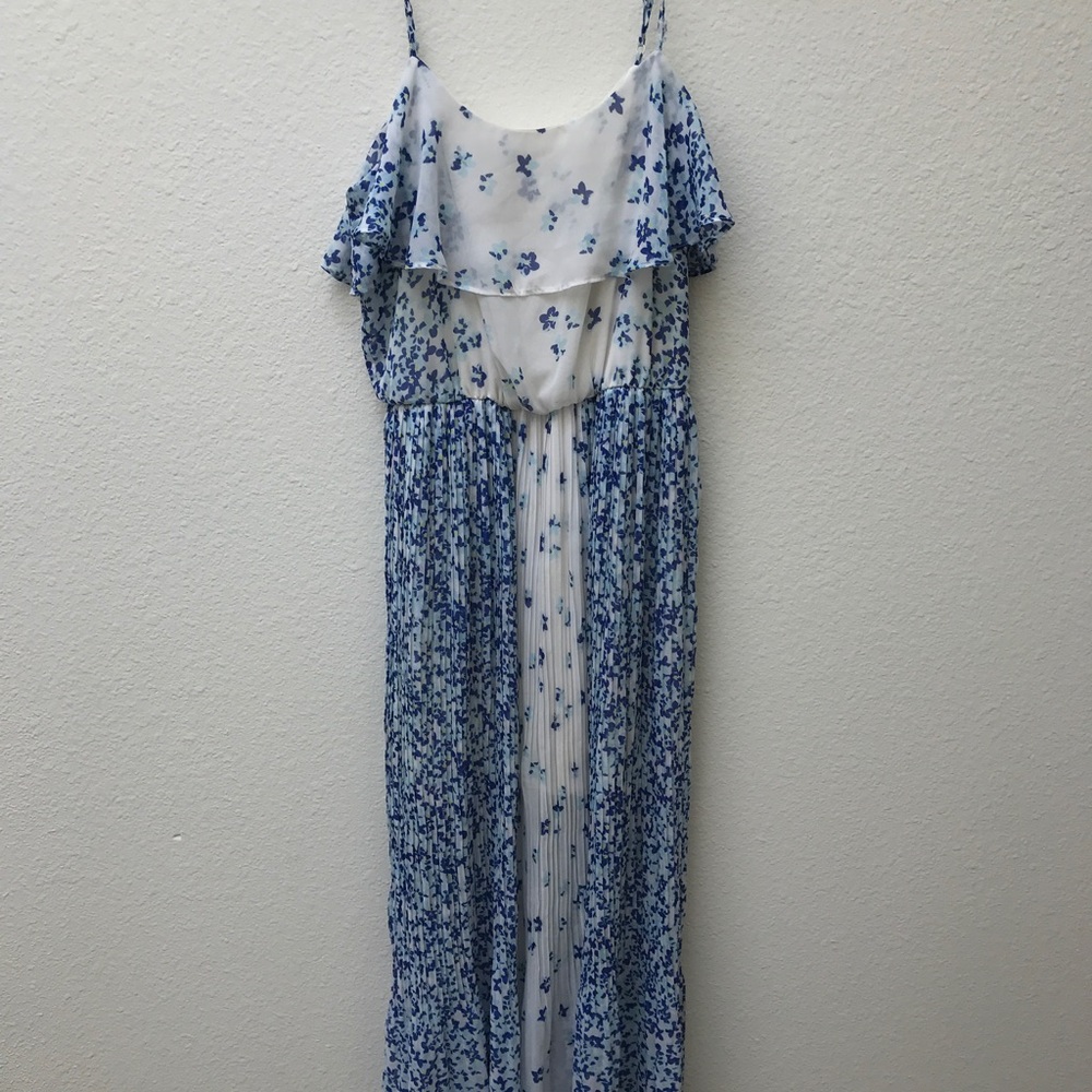 Floral Maxi Dress 👗
