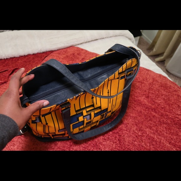 Custom Handmade African Ankara Bag - Picture 3 of 8