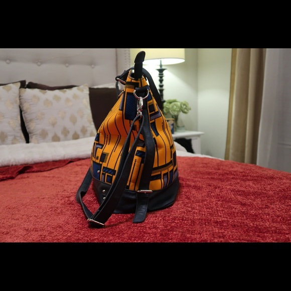 Custom Handmade African Ankara Bag - Picture 4 of 8