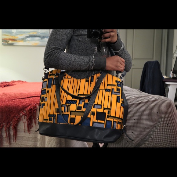 Custom Handmade African Ankara Bag - Picture 7 of 8