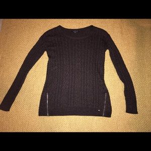 American Eagle EUC deep purple sweater!