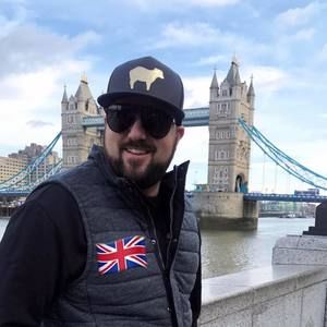 Meet your Posher, Nick