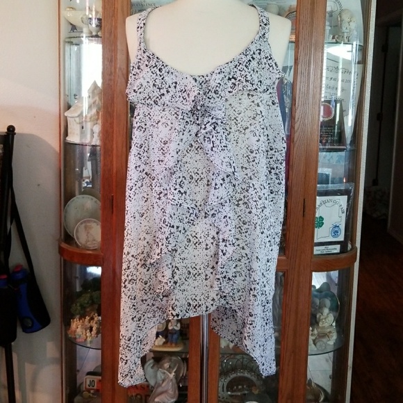 SEXY SHEER PLUS SIZE TOP FROM MAURICES!!!❤ - Picture 2 of 5