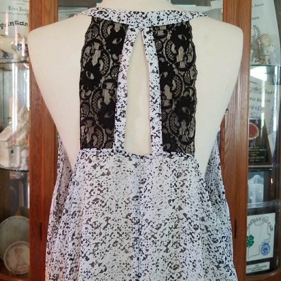 SEXY SHEER PLUS SIZE TOP FROM MAURICES!!!❤ - Picture 3 of 5