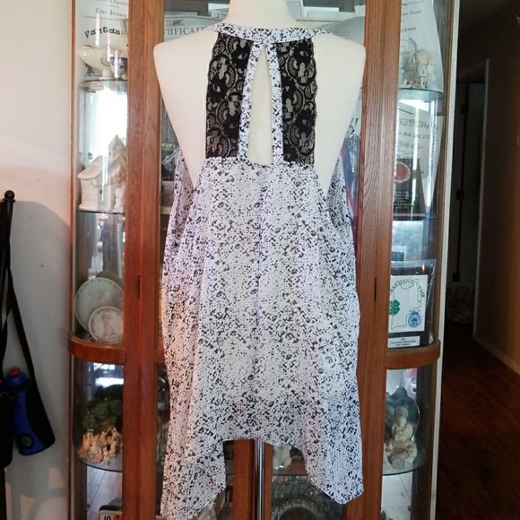 SEXY SHEER PLUS SIZE TOP FROM MAURICES!!!❤ - Picture 4 of 5