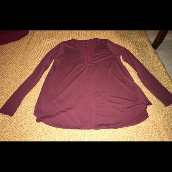 Brand New Longsleeve Top from Windsor!! NWOT - Picture 1 of 1