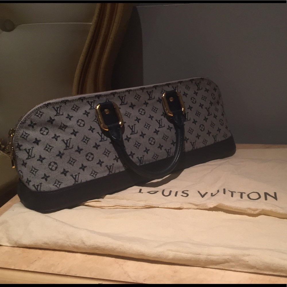 Luis Vuitton Blue Monogram Alma Ron Bag