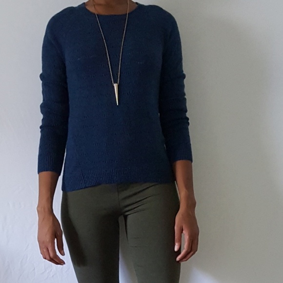 Ann Taylor Sweaters - Loft Ann Taylor Light Sweater