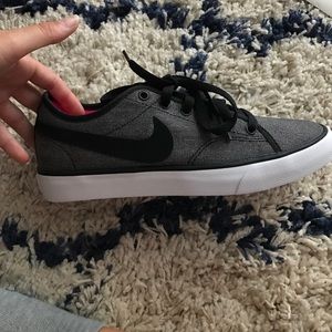 Nike primo court canvas