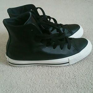 Like New! Converse All Star, Women's Size 6