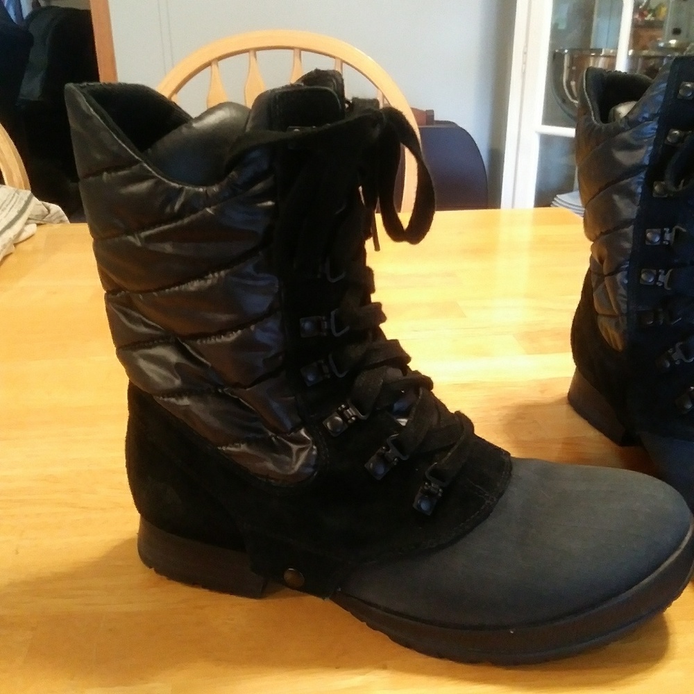 Price Lowered The North Face Zophia Boot 9.5