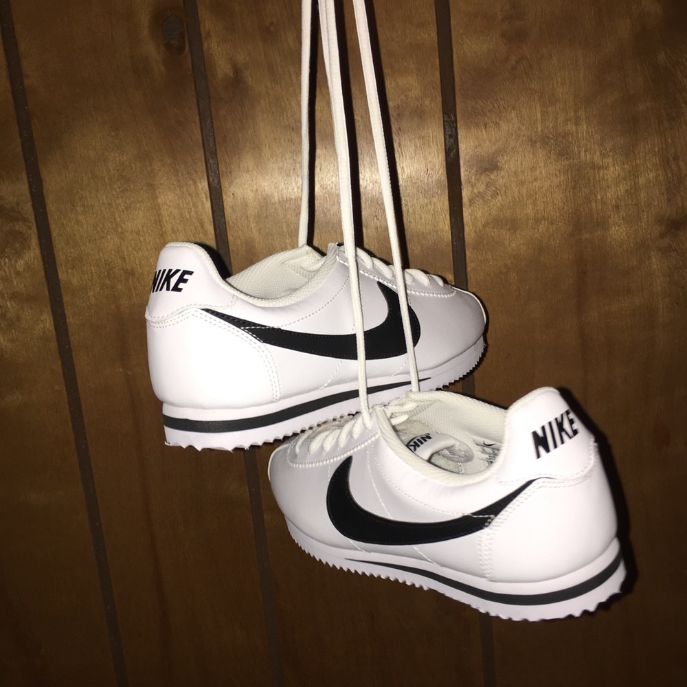 GS size 7 Nike Cortez
