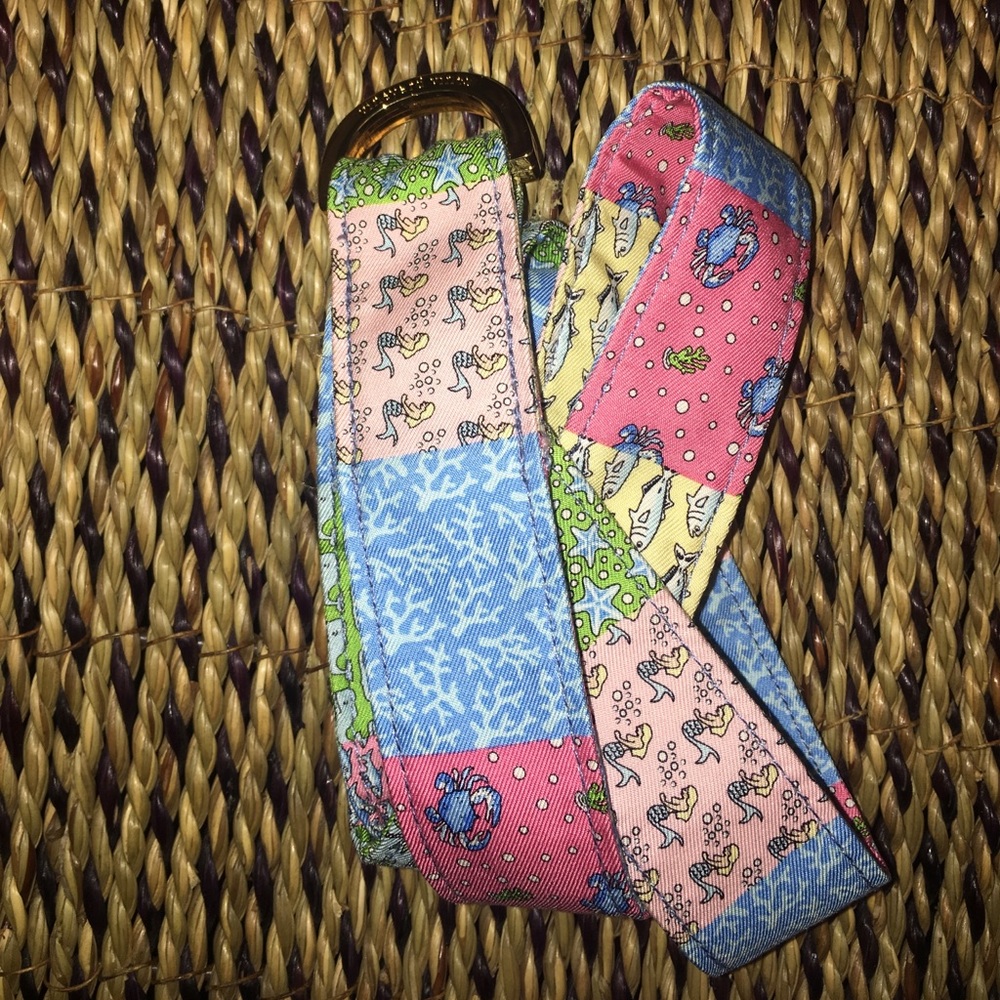 Vineyards Vines belt