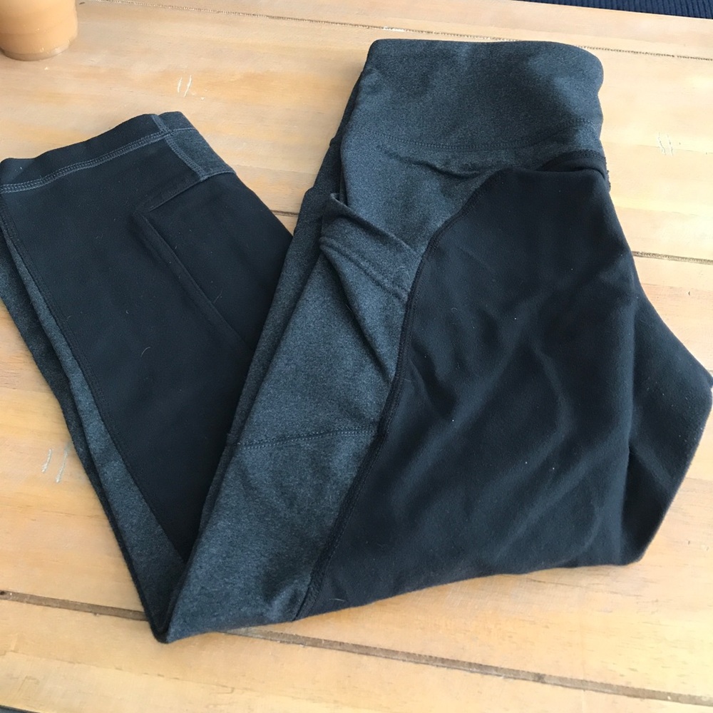 Lululemon riding crop pant. Grey and black