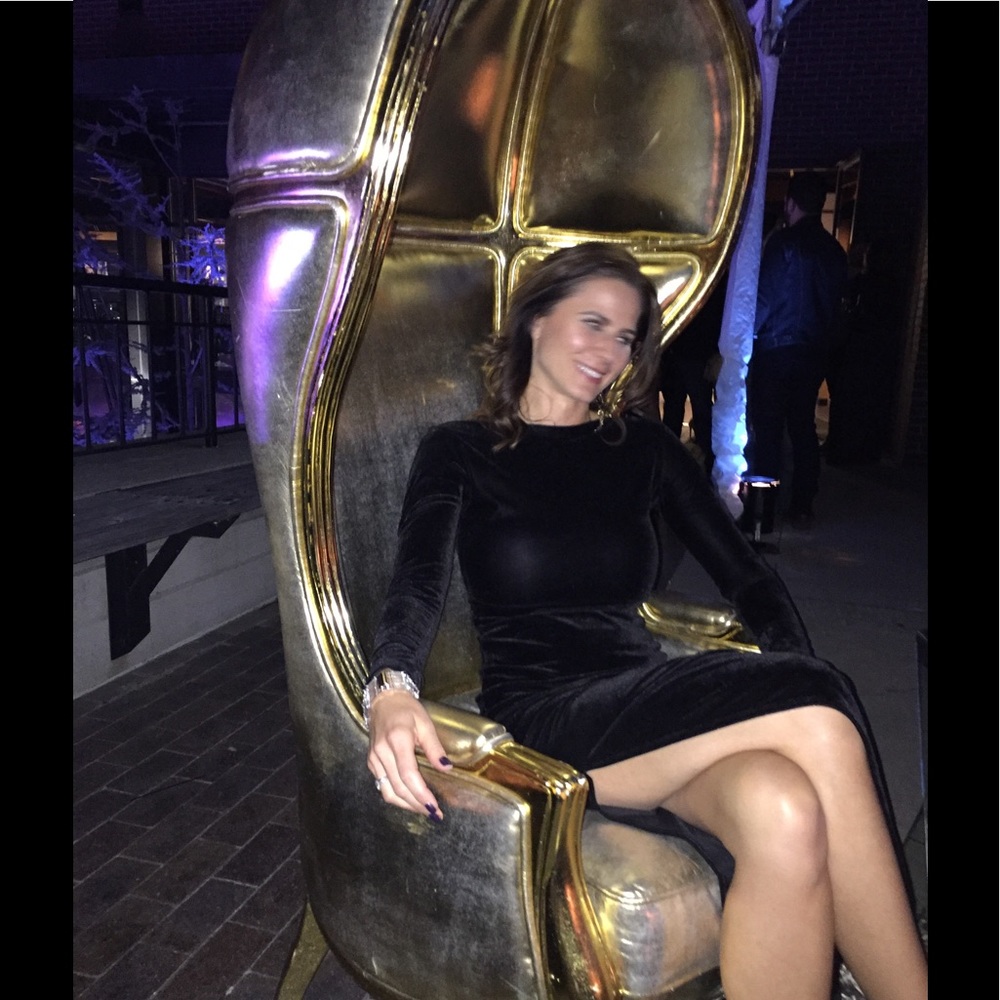 Meet your Posher, Carrie