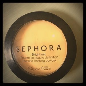 Pressed Banana Setting Powder