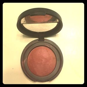 Laura geller baked blush