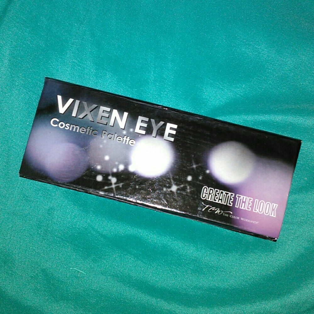 Vixen Eye Cosmetic Palette by TCW