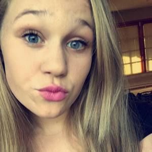 Meet your Posher, Madeline