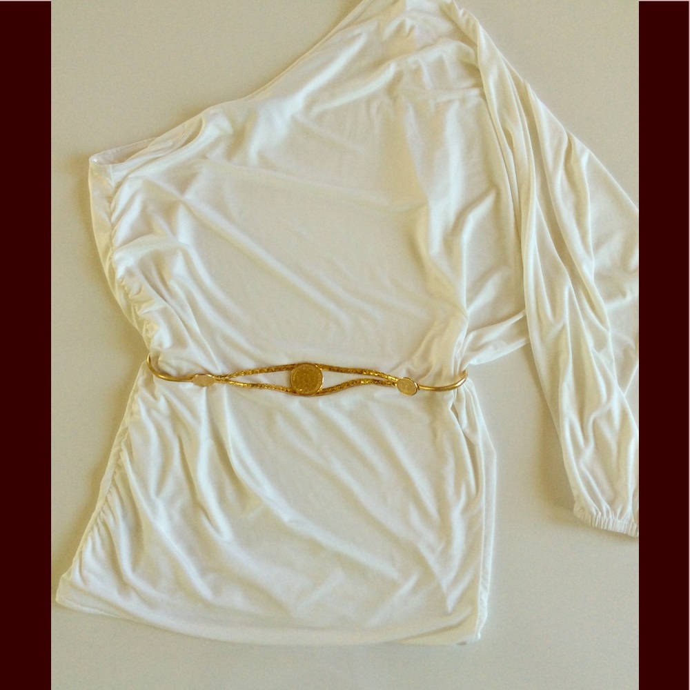 🚫🚫💲OLD🚫Like new Boston Proper one shoulder top