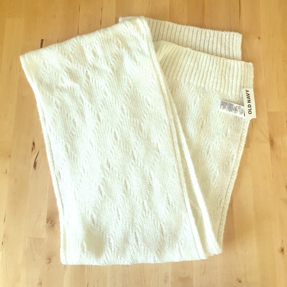 Knitted scarf