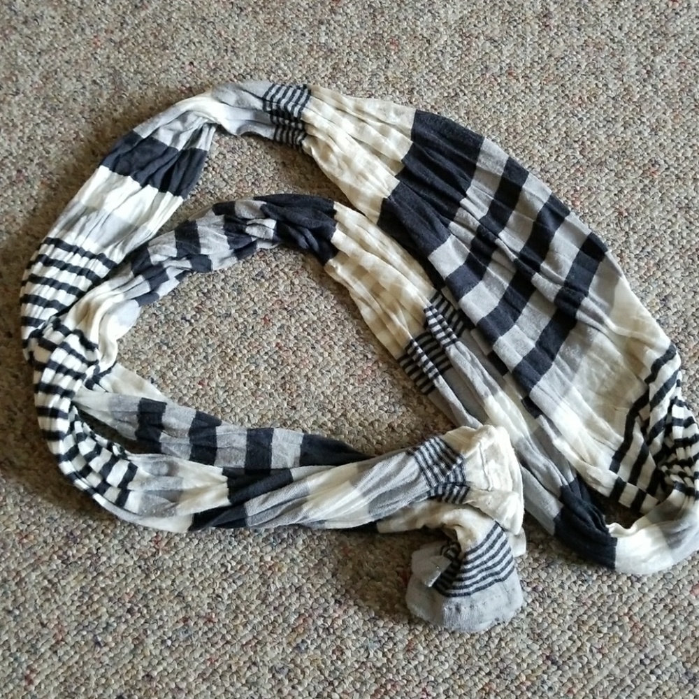 Striped scarf