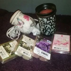 2 Wax Warmers & Wax cubes