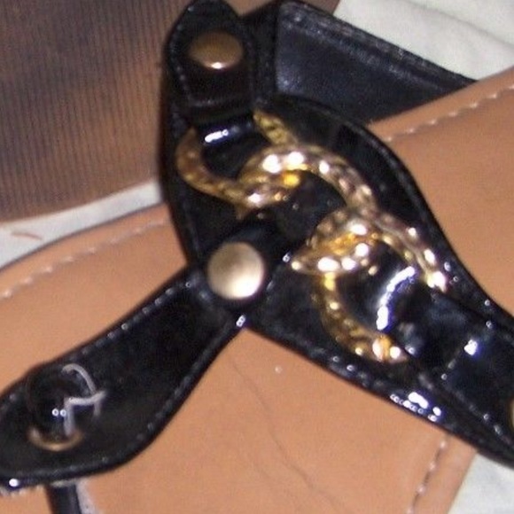 Traffic Thong Slide Sandals - Picture 3 of 3