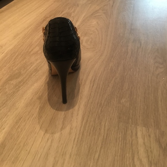 Michael Kors black booties - Picture 2 of 4