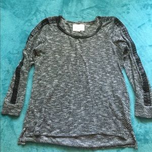 Vince Camuto sweater