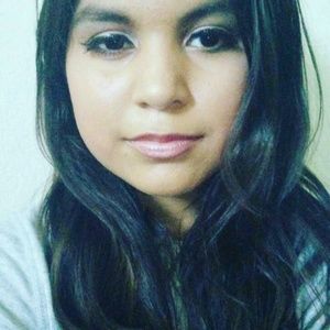 Meet your Posher, Daniela