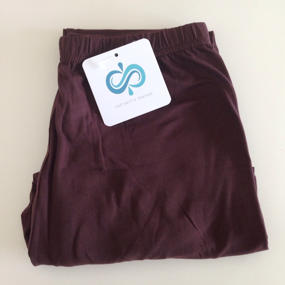 ๐ฅ LAST ONE ๐ฅ Brown Soft Leggings - Picture 5 of 8