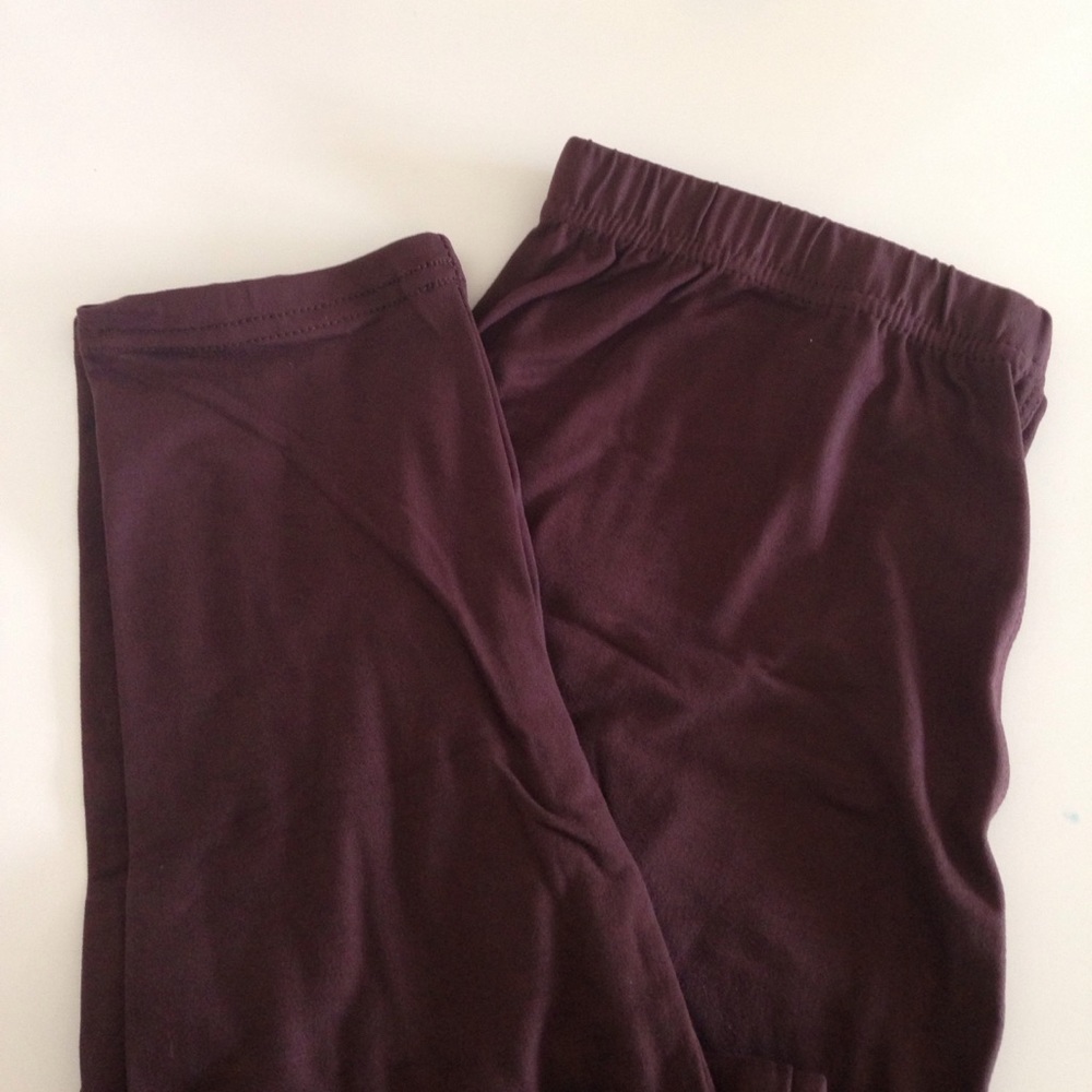 ๐ฅ LAST ONE ๐ฅ Brown Soft Leggings - Picture 7 of 8