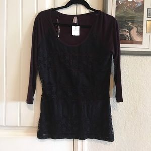 🔥FINAL🔥 NWT vanity lace top size medium