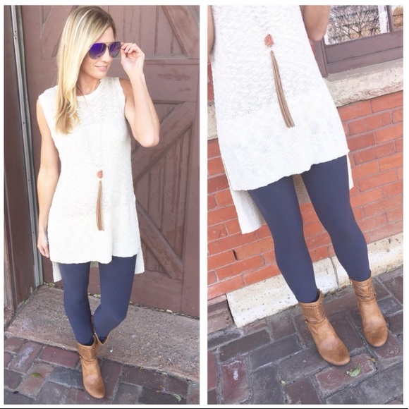 🚨LAST ONE🚨 Steel Gray Soft Leggings - Picture 3 of 8