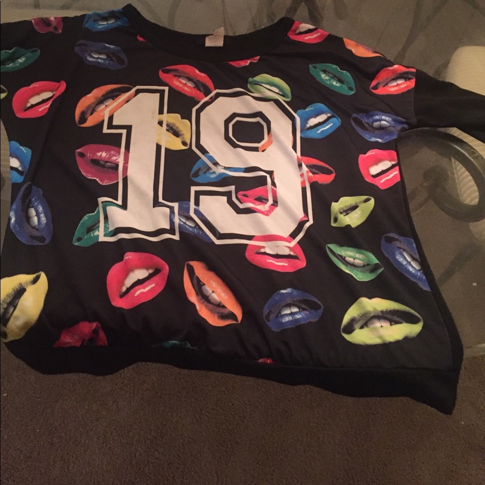 Lips shirt