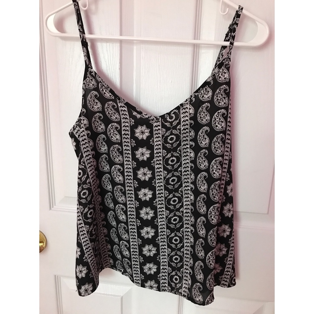 Hollister Tribal Top